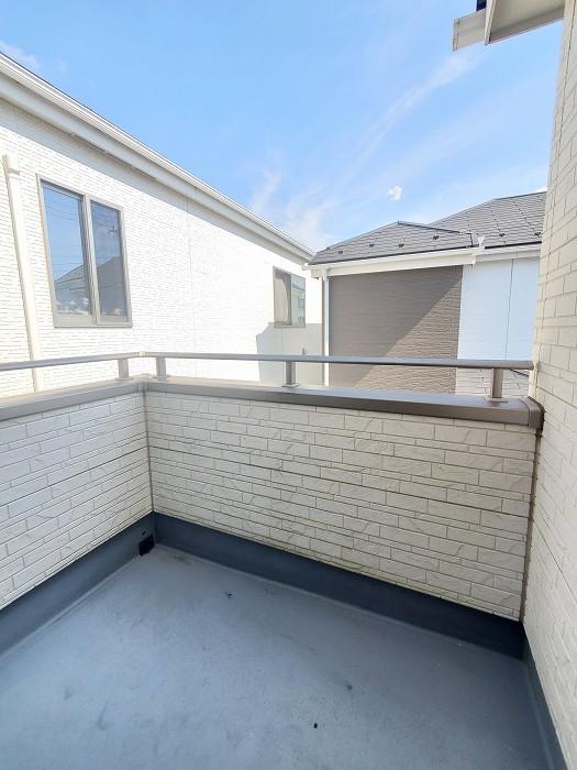 ⑭バルコニー日当たり良好