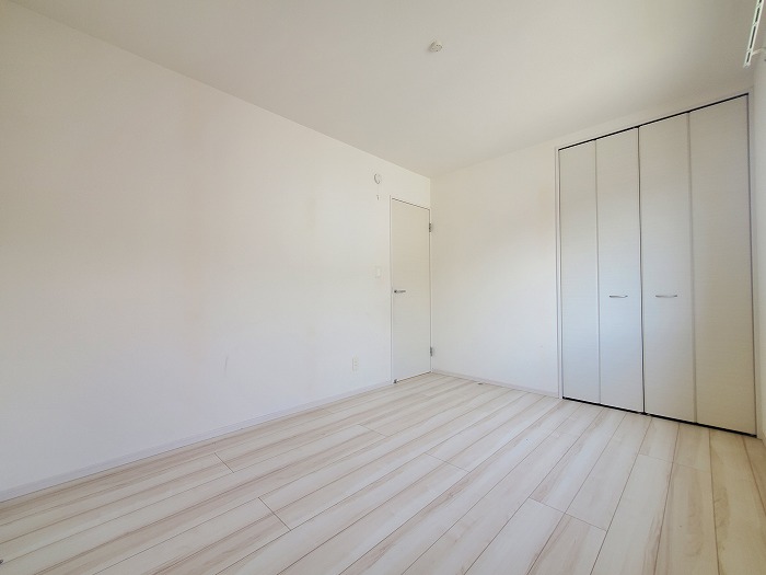 ⑨2階洋室約6帖