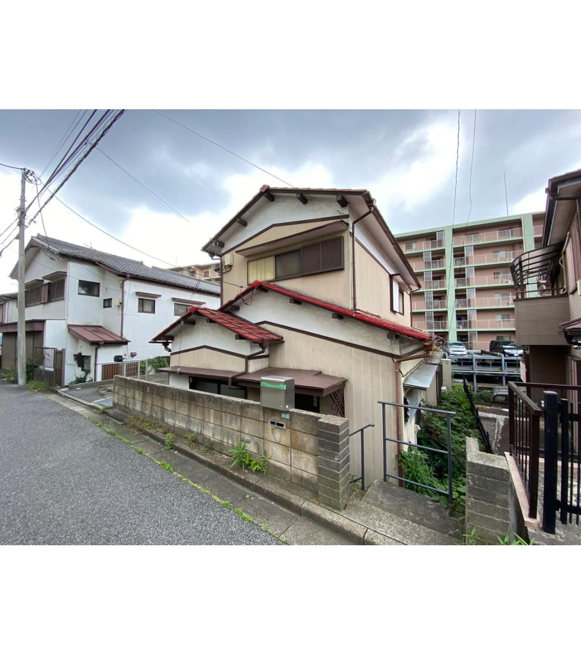 100139632830-2 中古戸建 船橋市 三山1丁目 5LDK 2,200万円