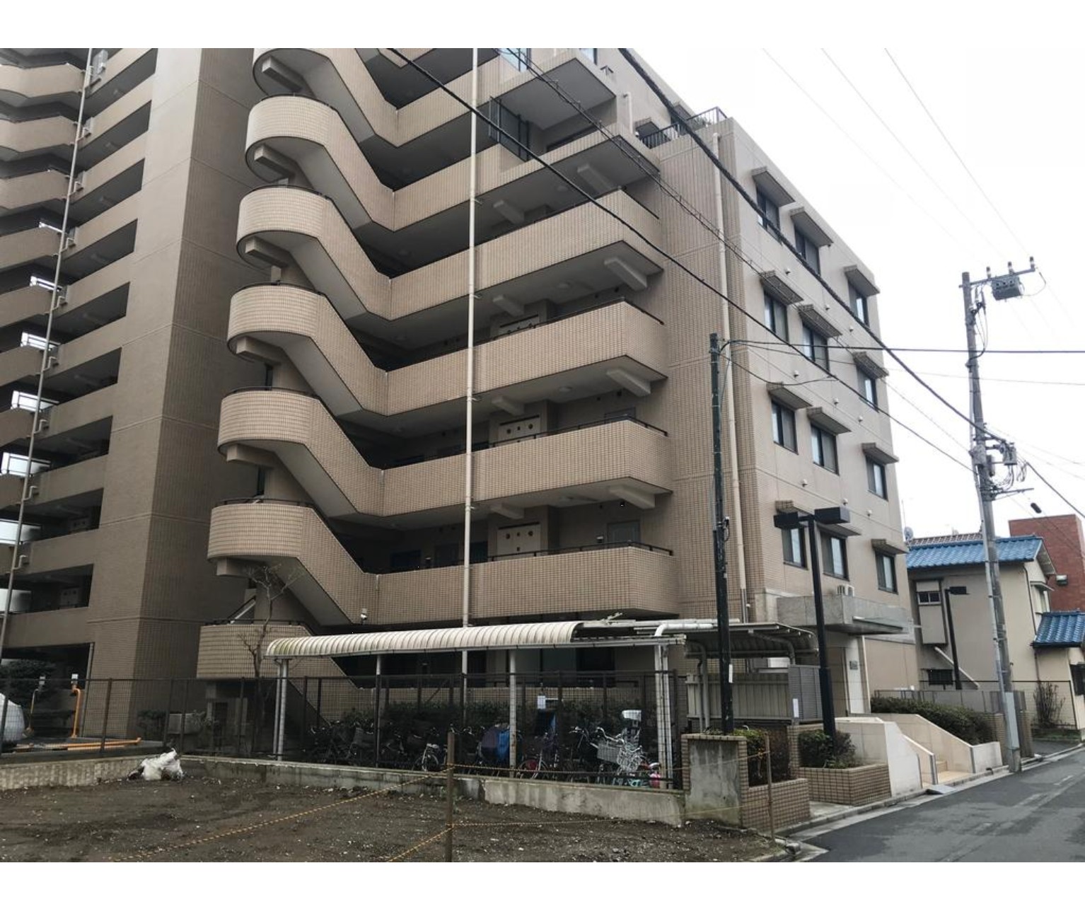 100139776757-7 中古マンション 船橋市 本町3丁目 3LDK 3,690万円