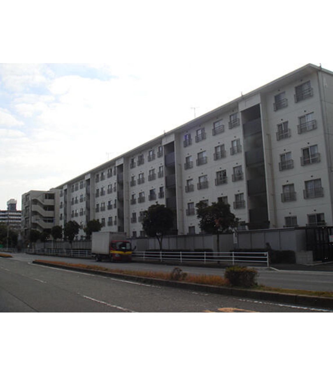 100140434050-1 中古マンション 千葉市美浜区 真砂5丁目 3DK